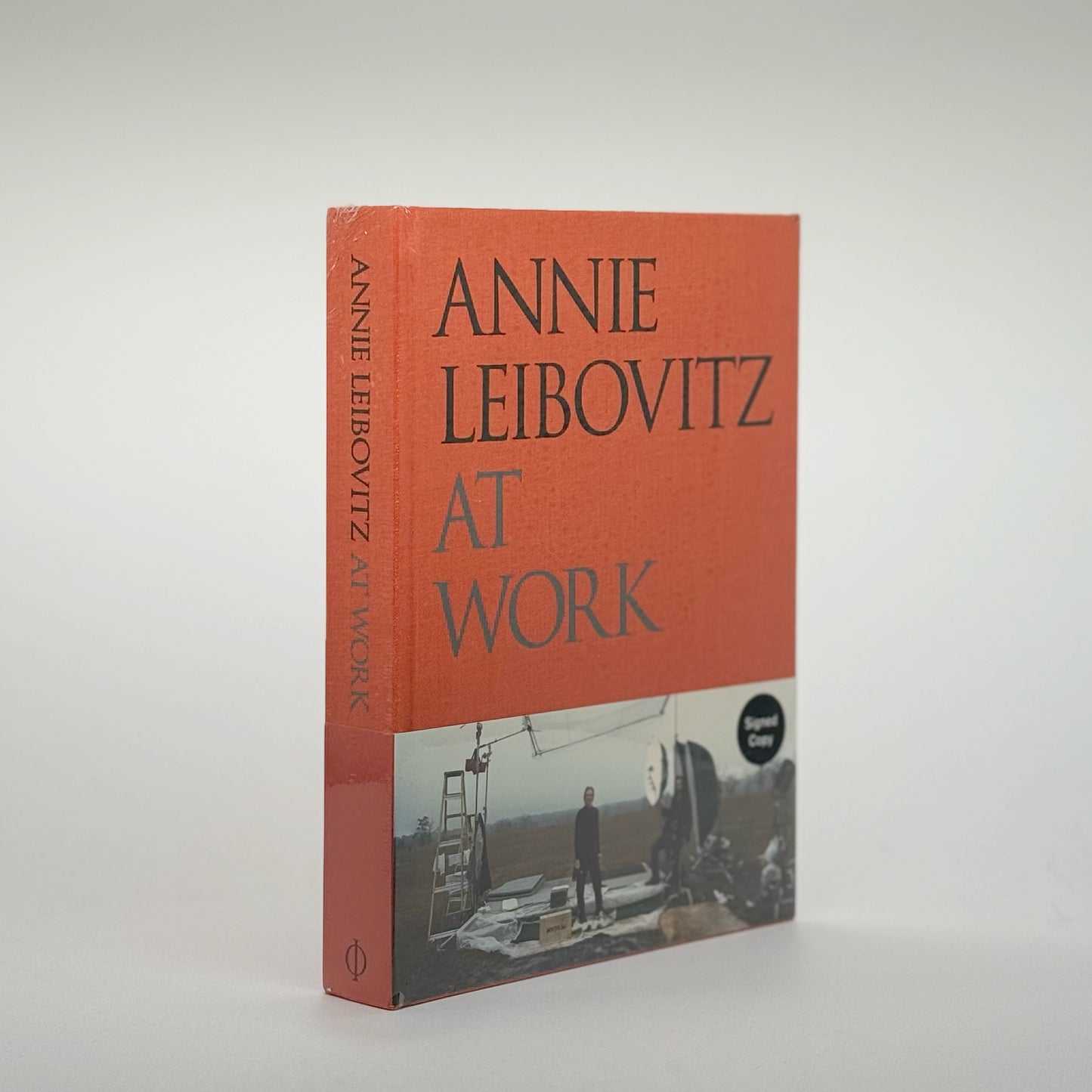 Leibovitz, Annie - At Work (Signed)