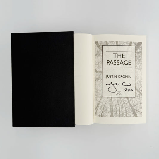Cronin, Justin - The Passage (Signed)
