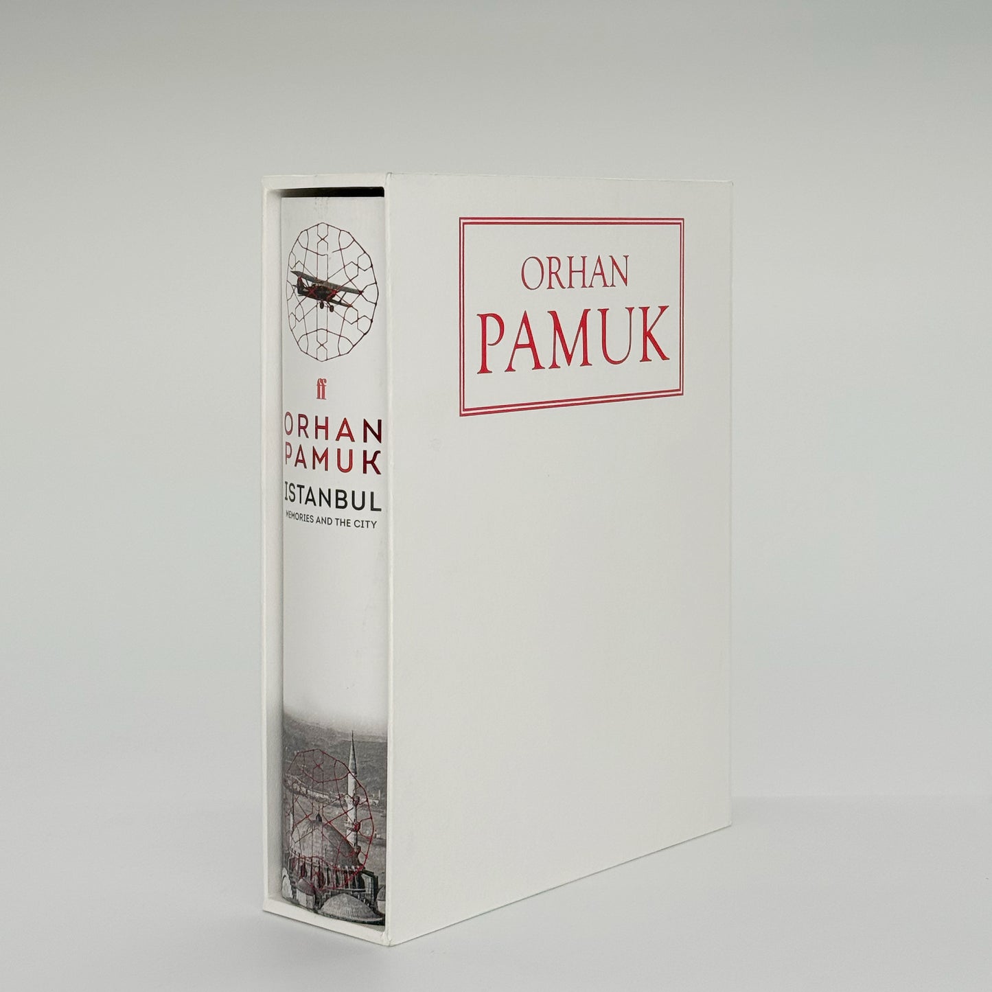 Pamuk, Orhan - Istanbul (Signed)