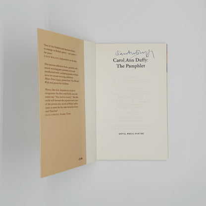 Duffy, Carol Ann - The Pamphlet (Signed)