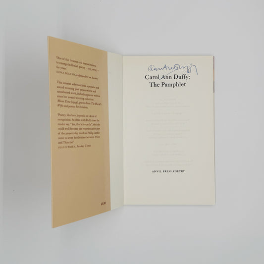 Duffy, Carol Ann - The Pamphlet (Signed)