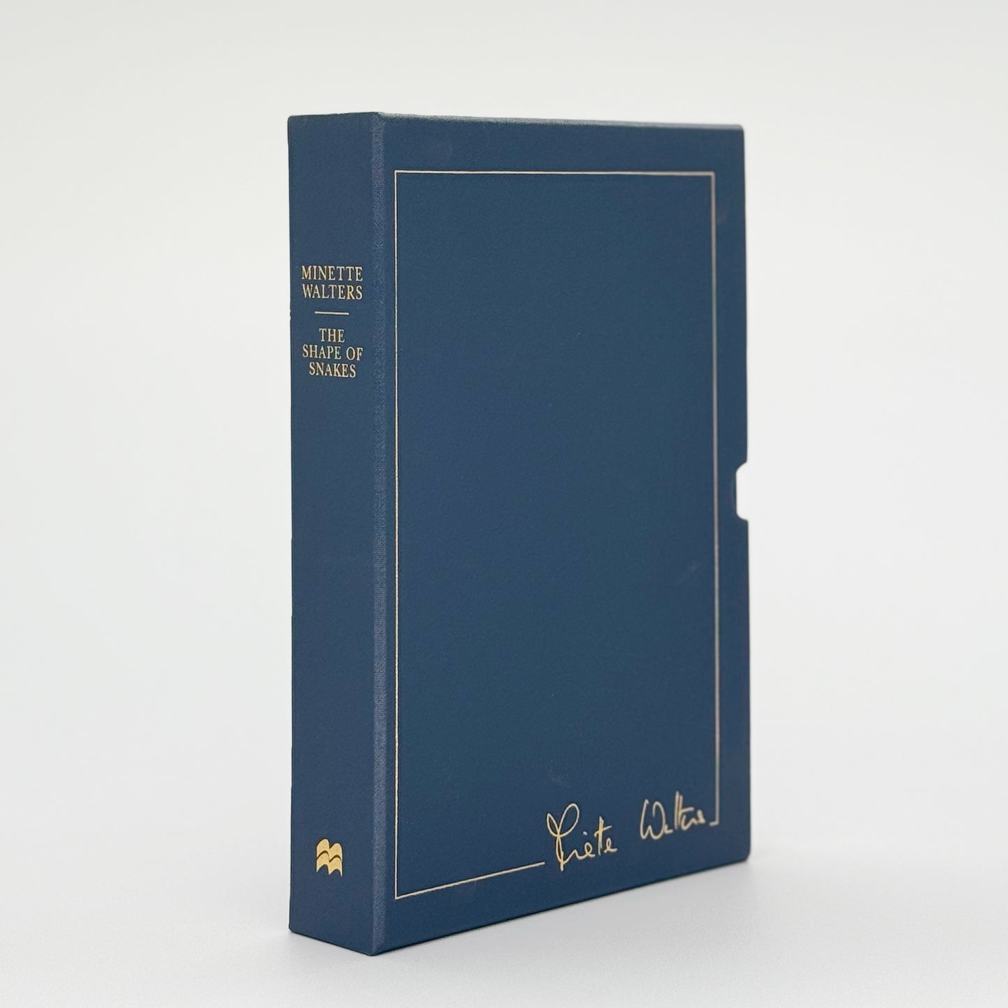 Walters, Minette - The Shape of Snakes (Signed)