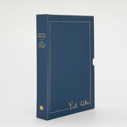 Walters, Minette - The Shape of Snakes (Signed)